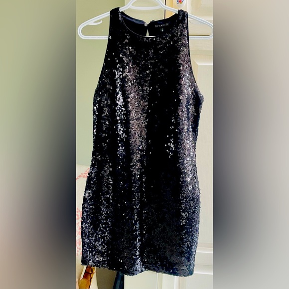 Dynamite Dress - Picture 1 of 3